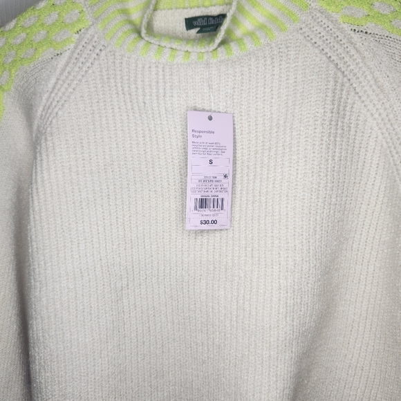 Wild Fable Green and Cream Cowl Neck Sweater - Picture 4 of 4